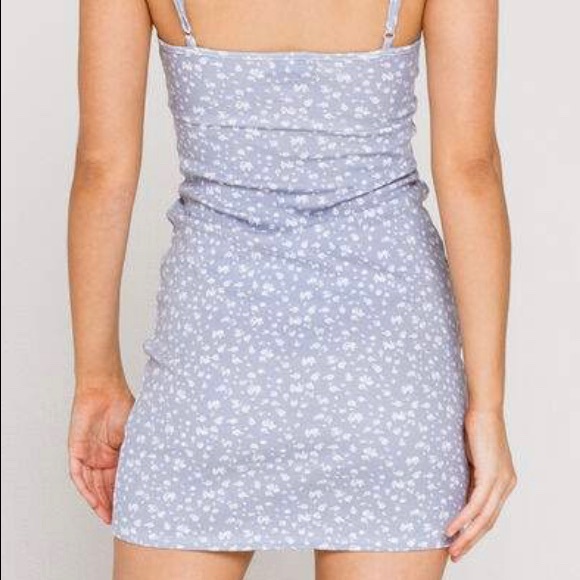 amara wrap top dress - Picture 2 of 3